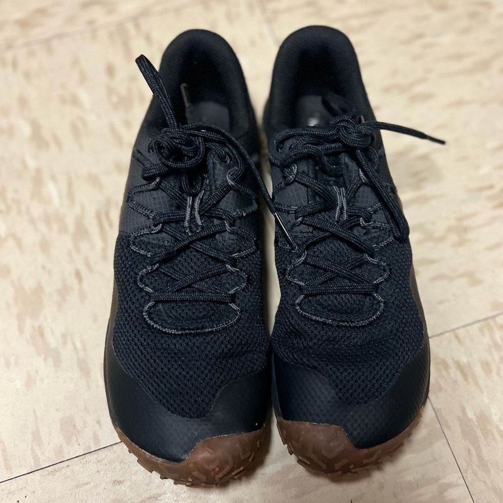 Merrell Trail Glove 7 Women’s 8.5 - Like New
All-Black, Brown Outsole